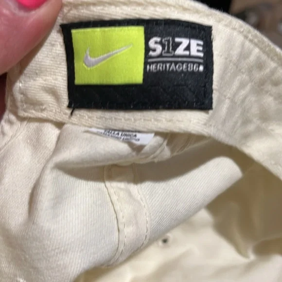 Nike Adjustable Hat - Picture 5 of 5